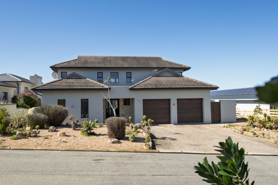 3 Bedroom Property for Sale in Pezula Golf Estate Western Cape